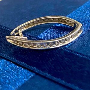 Earring 14K ADL white gold with diamonds